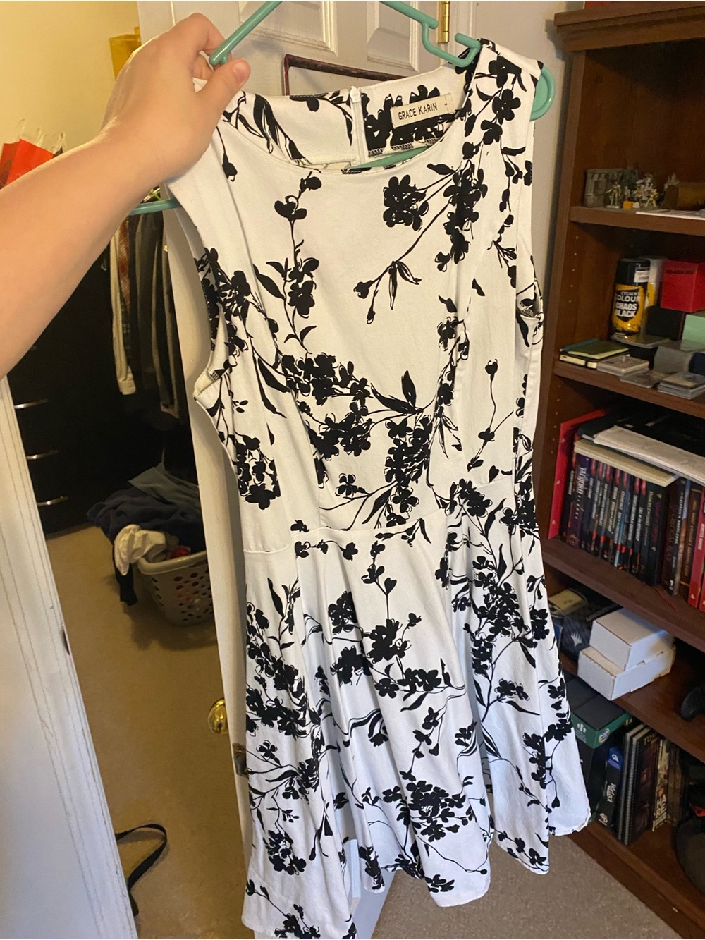 Grace Karin White Dress with Black Floral Print - Sleeveless Midi Fit-and-Flare